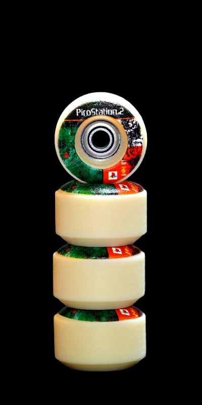 PiroStation 2 – Tan Reversible Real Wear Graphic 8mm Street RS Wheels (P3)