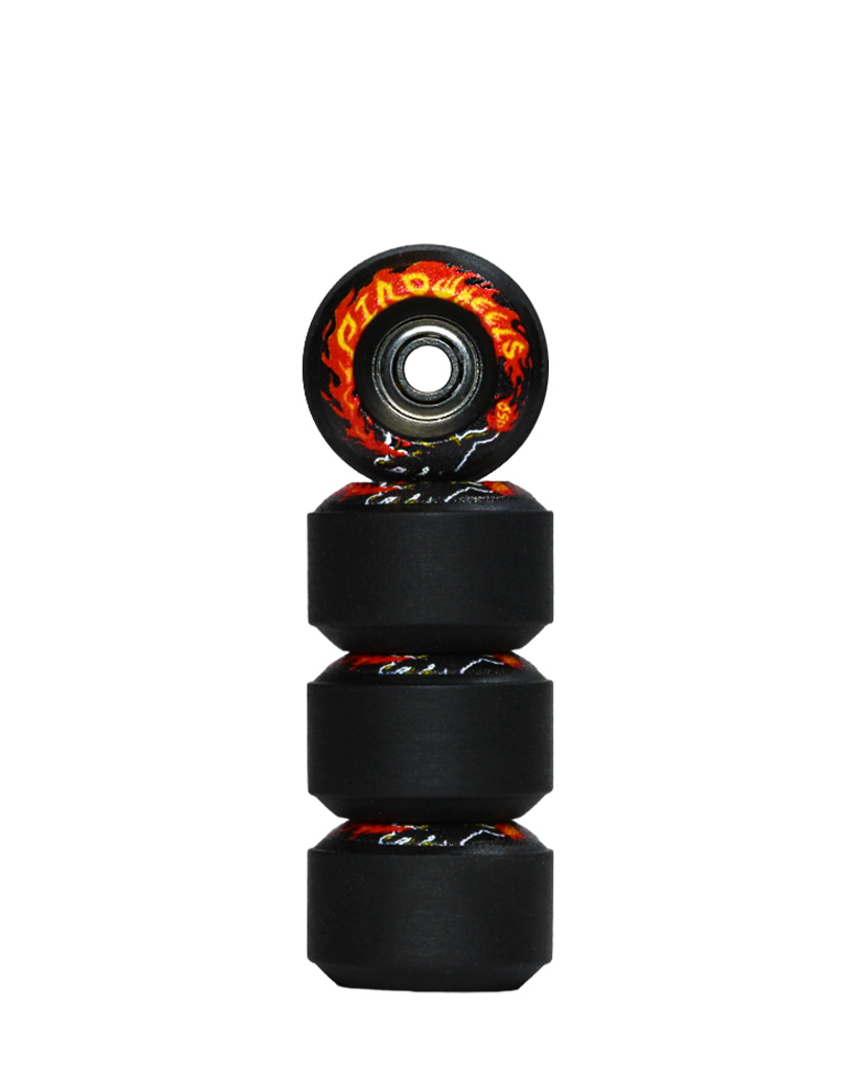 PIRO CAT – Black Reversible Real Wear Graphic 8mm Street RS Wheels (P3)